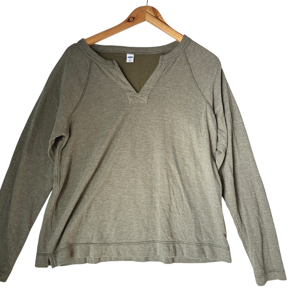 Old Navy Jersey Knit Split Neck T-Shirt Medium Relaxed Fit Raglan Sleeve